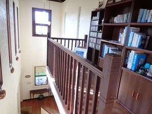 Library - MaYaGuSuKu RESORT (Taketomi)