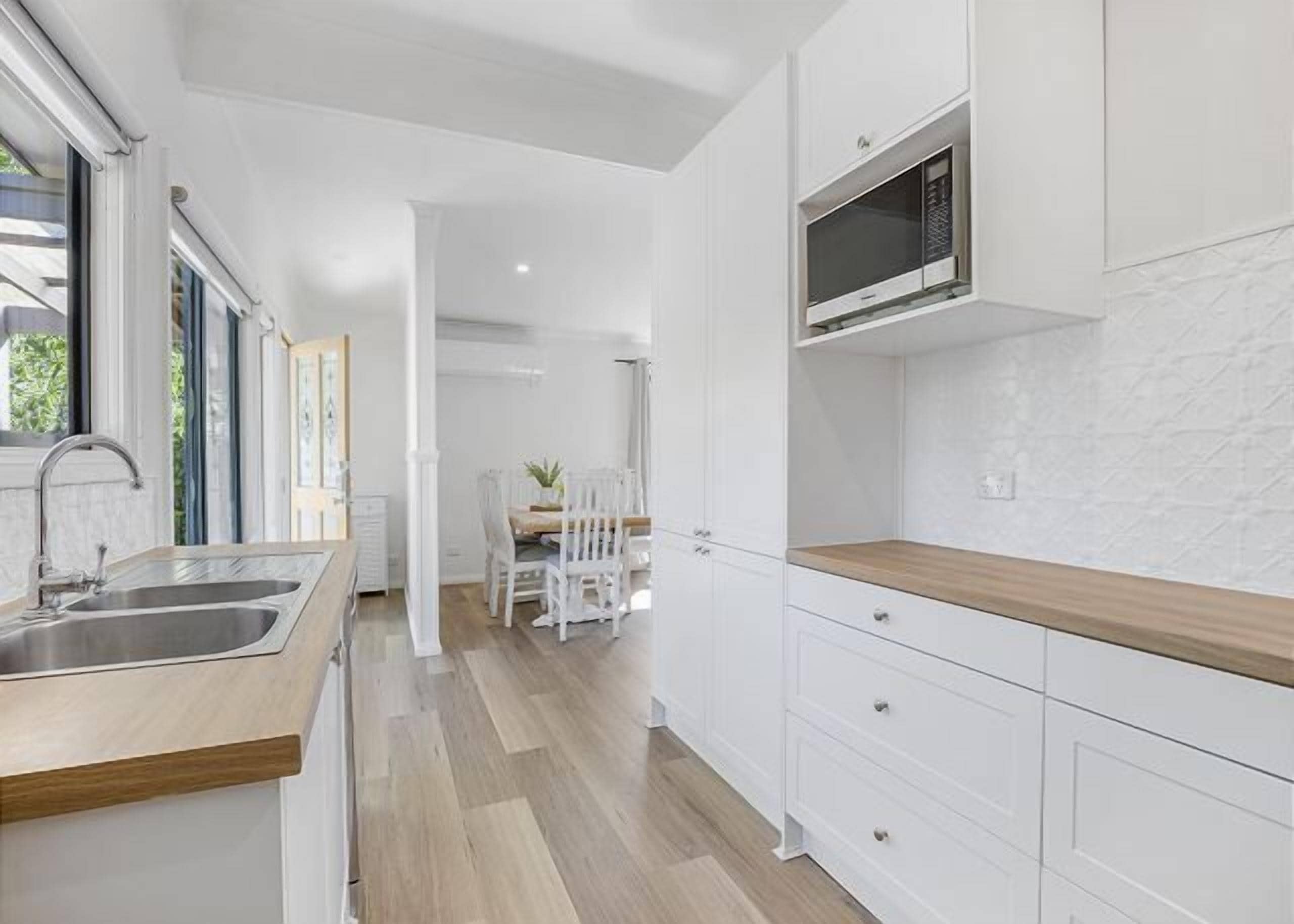 Refrigerador, microondas, horno y tostadora 