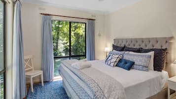 2 bedrooms