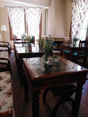 Termasuk sarapan Eropah setiap hari 