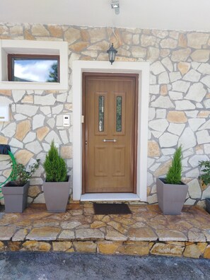Property entrance - Mansion of Kertezis (Kalavrita)
