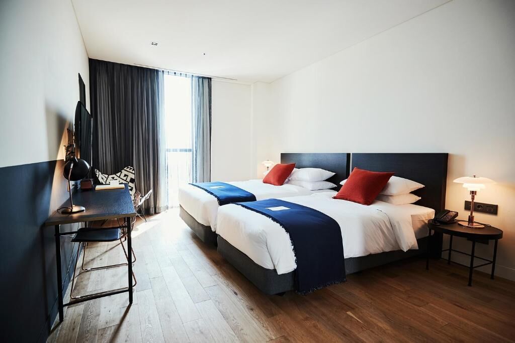 In-room safe, desk, blackout drapes, soundproofing