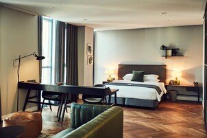 Suite (Free Late Check Out until 1pm) | View from room