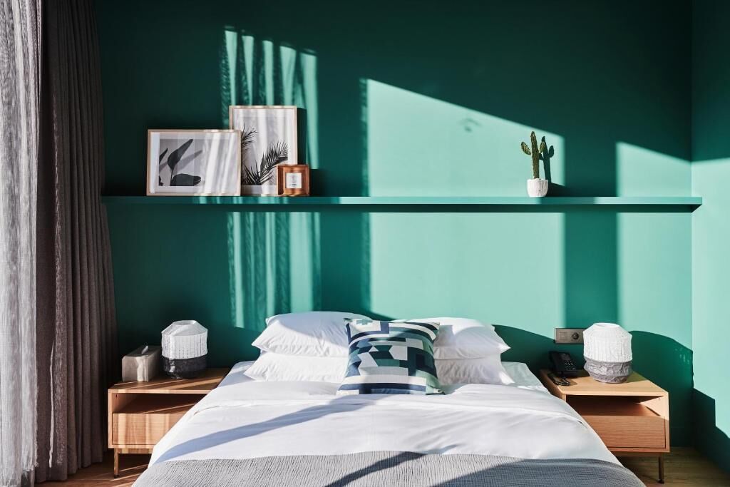 In-room safe, desk, blackout drapes, soundproofing