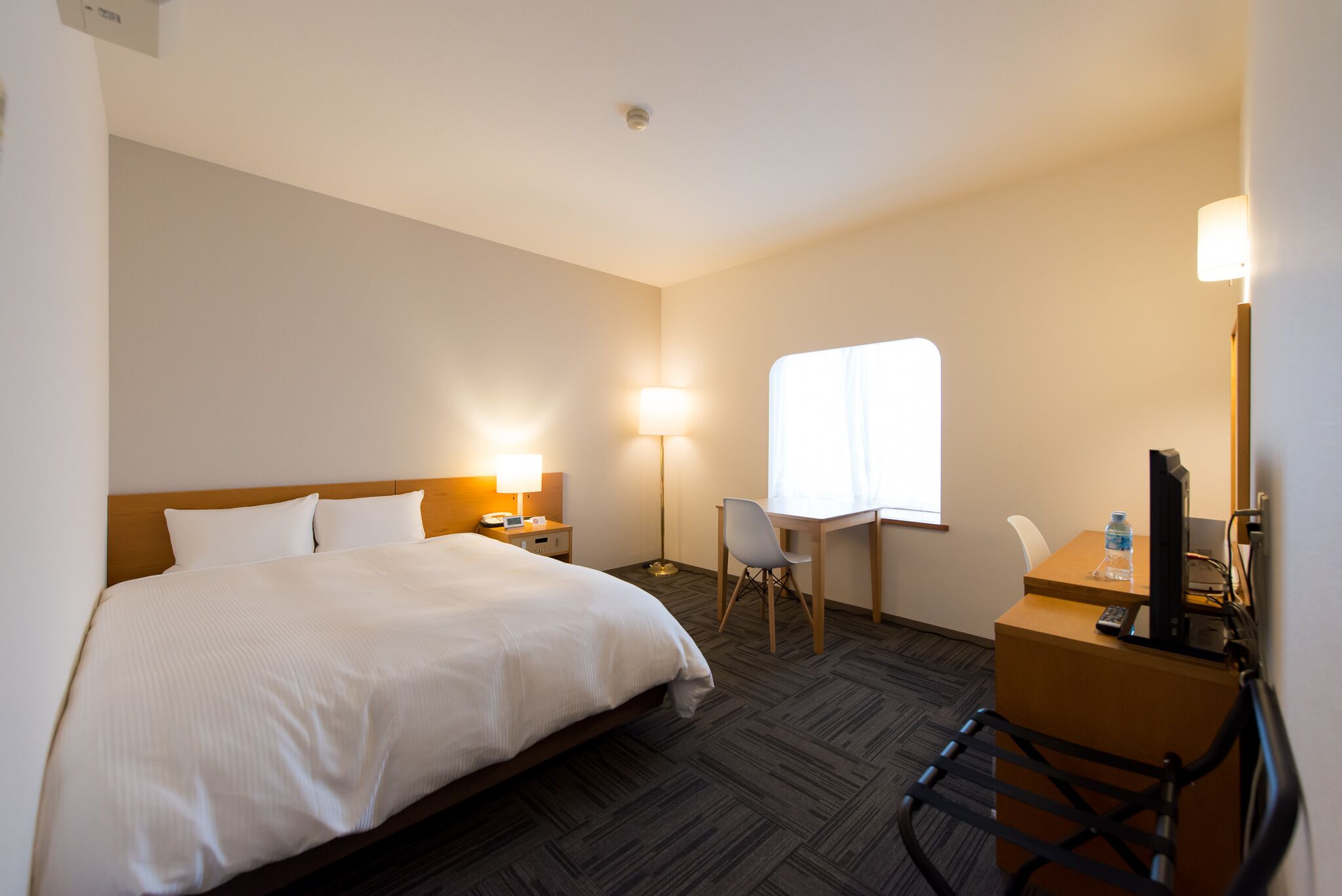 Desk, free WiFi, bed sheets, wheelchair access