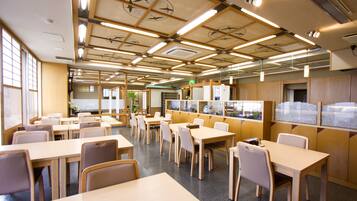 Daily Japanese breakfast (JPY 2200 per person)