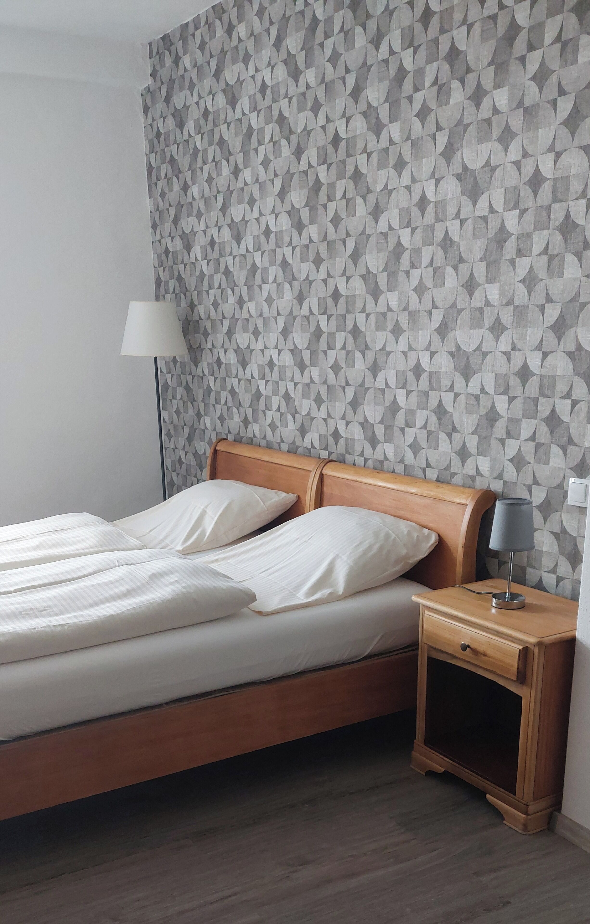 Standard Double Room, 2 Twin Beds, Non Smoking | Bed sheets