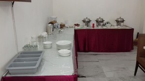 Daily buffet breakfast for a fee - Enkay Residency JCM (Gurugram)