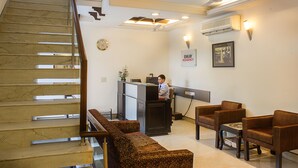 Lobby sitting area - Enkay Residency JCM (Gurugram)