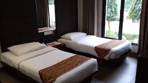 Superior Twin Room | Egyptian cotton sheets, premium bedding, minibar, blackout drapes - Enkay Residency M Block (Gurugram)