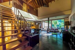 Lobby - Yamado (Nishiwaga)