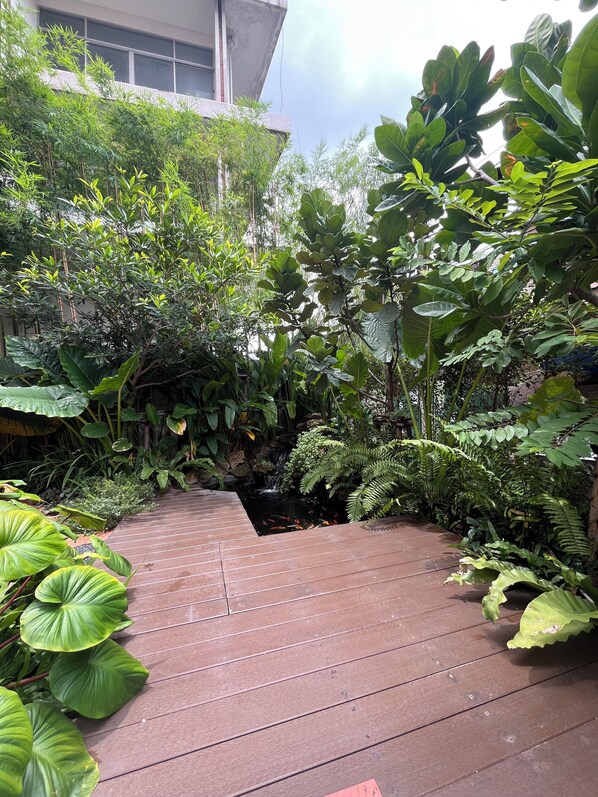 Garden - Bonita House (Bangkok)