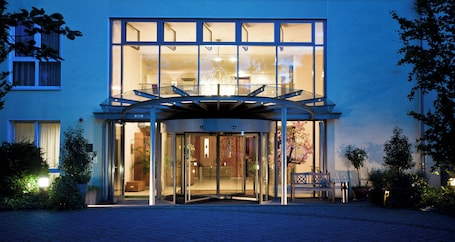 Exterior. Ramada by Wyndham Duesseldorf Ratingen