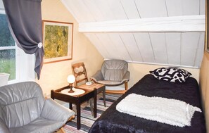 2 chambres, lit de bébé portatif