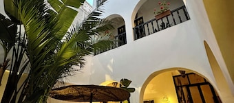 Riad Dar Awil