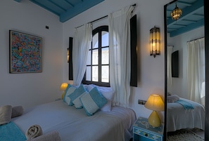 Habitación doble superior, 1 cama de matrimonio (Setta) | Cortinas opacas, wifi gratis, ropa de cama