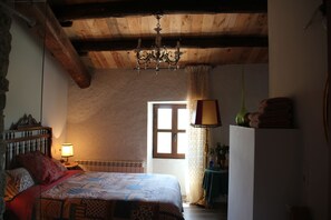 Quarto casal, vista para a montanha | Quartos à prova de som, Wi-Fi de cortesia, roupa de cama