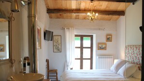Quarto casal, sacada
