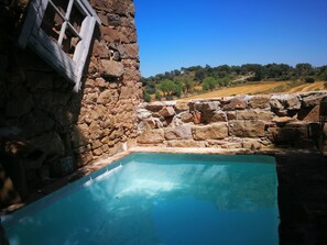 Kolam renang outdoor