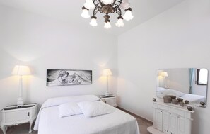 2 Schlafzimmer, Reisekinderbett, kostenloses WLAN