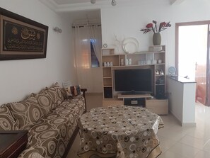 Apartment, 2 Schlafzimmer | Wohnbereich
