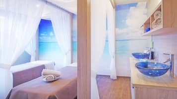 Un sauna, baño turco, tratamientos corporales