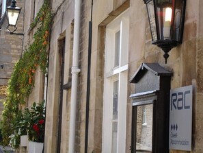 Front of property - Candlesticks (Stamford)