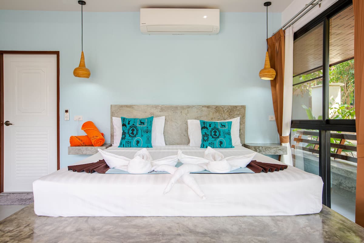 Beach Seaview Suite Garden Side | Safe på rommet, skrivebord, blendingsgardiner og wi-fi (inkludert)