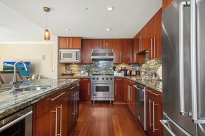 Microwave, oven, dishwasher, coffee/tea maker - KBM Resorts | FREE CAR | Honua Kai Konea | Ocean view | Amazing 3-Bedroom Condo with Beach Gear! HKK-449 (Lahaina)