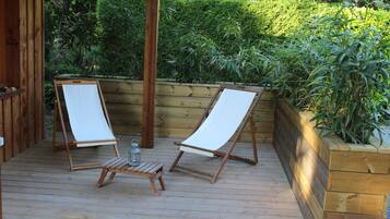 Chambre Double Supérieure, salle de bains privée, vue jardin (Le Ferret) | Jardin