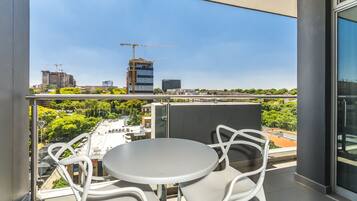 Superior Apartment, 2 Bedrooms | City view