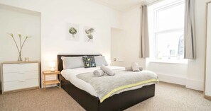 Departamento, 2 camas matrimoniales, para no fumadores | Tabla de planchar con plancha, wifi gratis y ropa de cama 