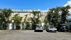 Free self parking - Hostal Posada Real (Puyo)