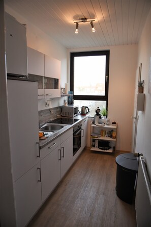 Desk, free WiFi, bed sheets - Gästeliesel Göttingen (Goettingen)