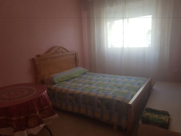 Apartment, 2 Bedrooms | 2 bedrooms, bed sheets