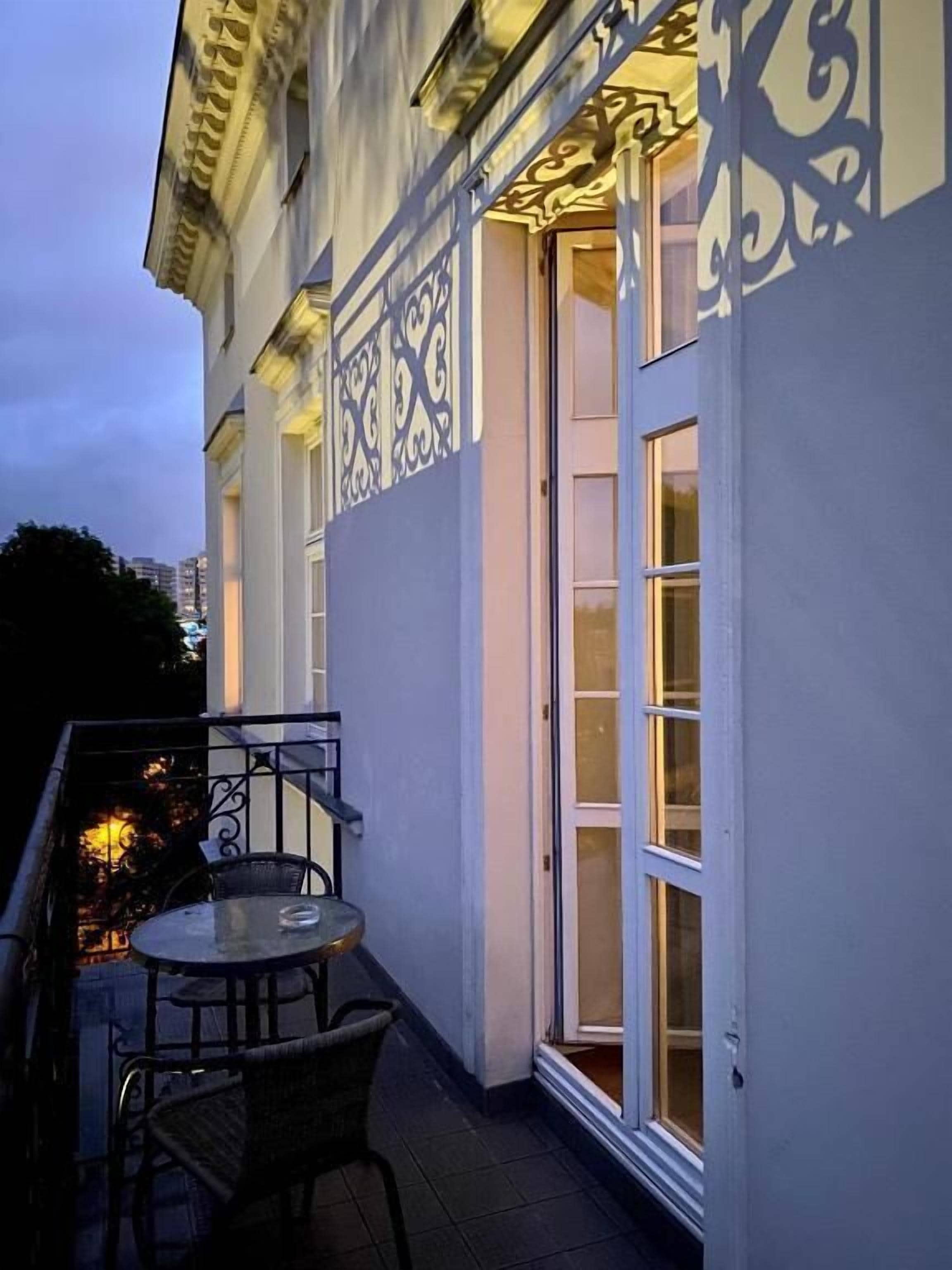 Deluxe Apartment (with Balcony) | Balcony