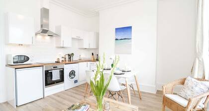 Modern Central Apartment