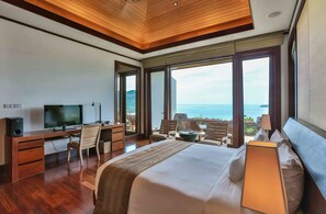 Villa luxueuse | 6 chambres, bureau, rideaux d’obscurcissement, accès au Wi-Fi (inclus)
