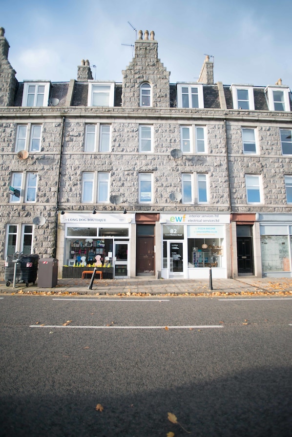 Exterior - Great City Apartment (Aberdeen)