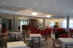 Lobby lounge - Hotel Risorgimento (Chianciano Terme)