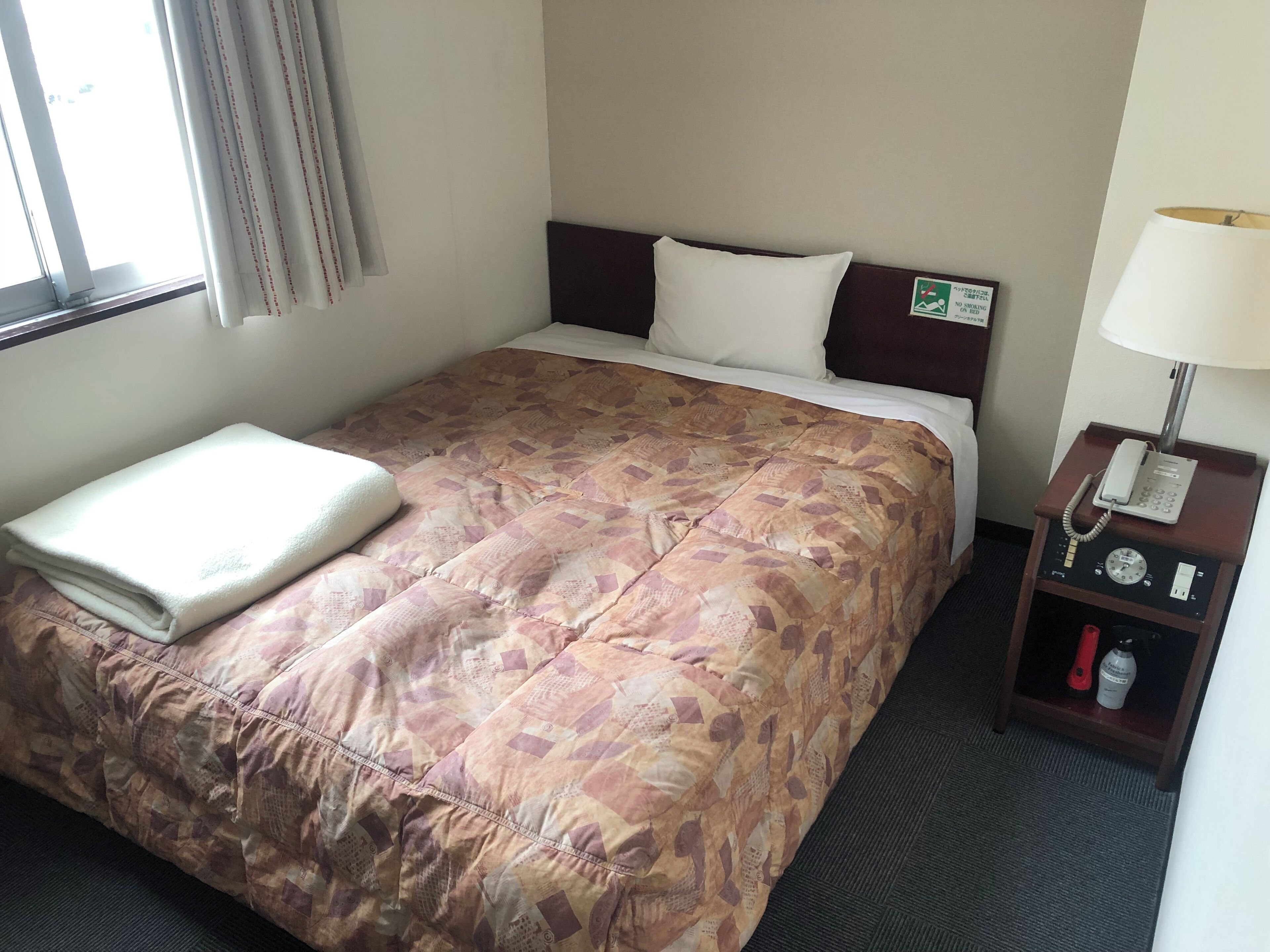 Habitació individual (Western Style) | Wifi gratuïta i roba de llit 