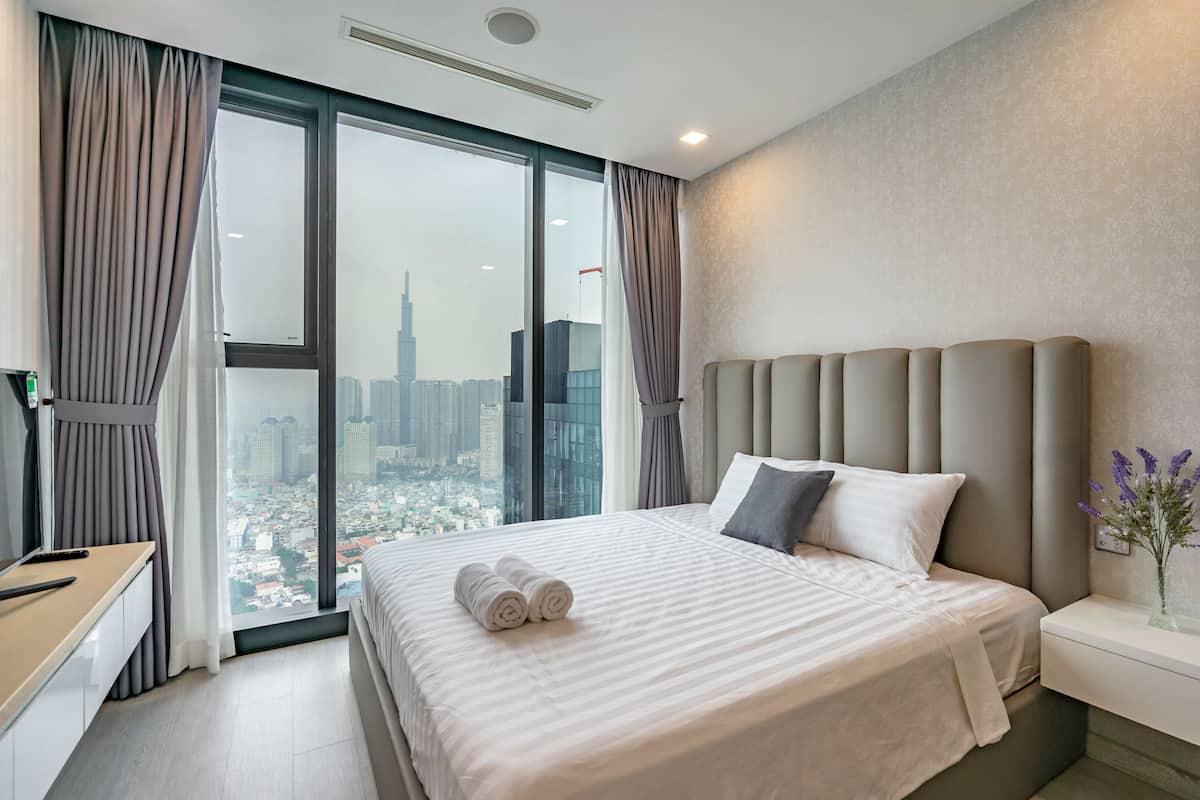 Premium bedding, desk, blackout curtains, iron/ironing board