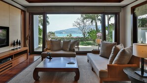 6-Bedroom Villa  | Phòng khách