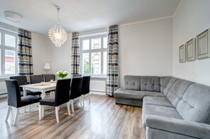 Appartement Deluxe (10 occupants ) | Salle de séjour