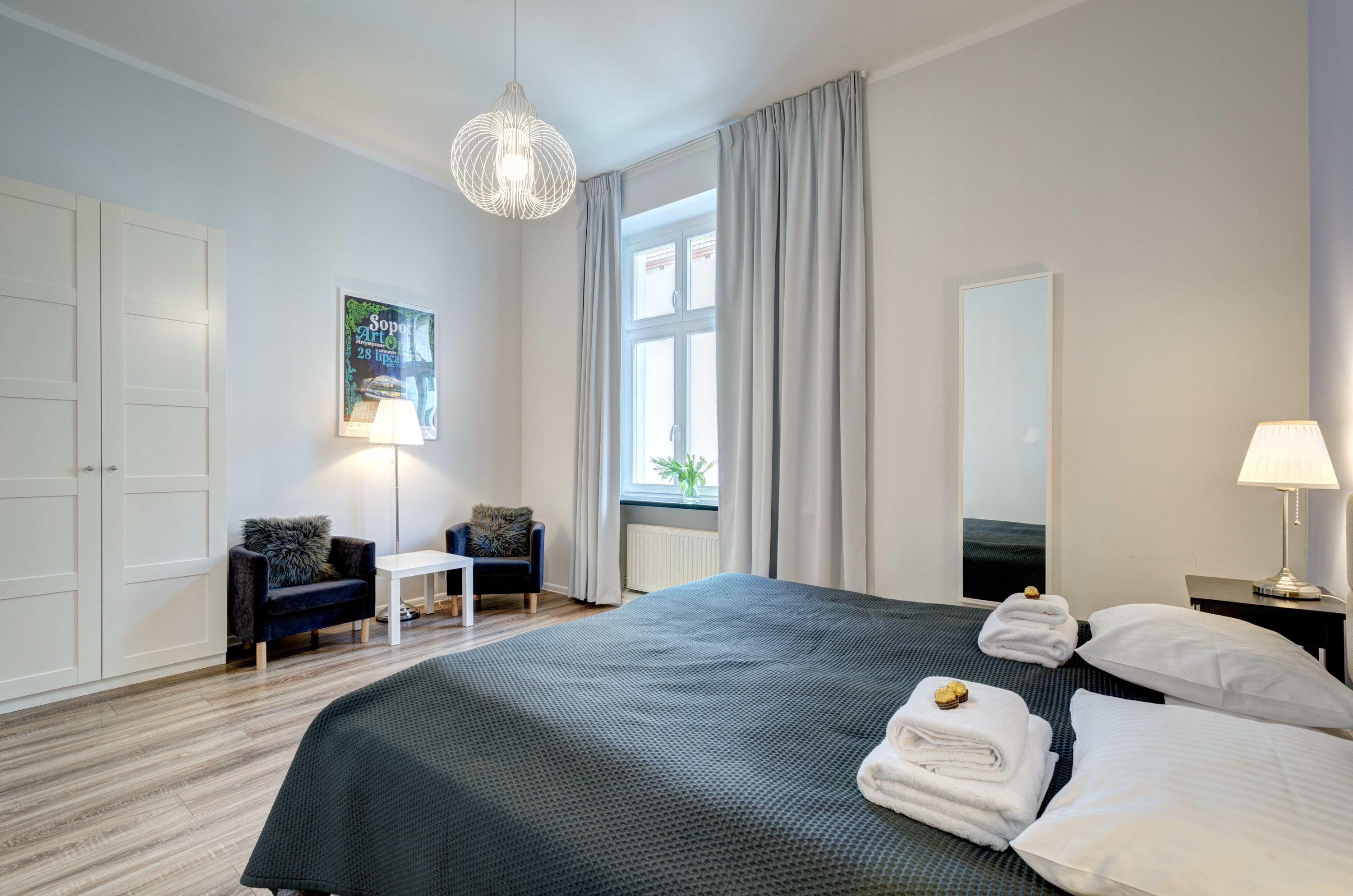 3 bedrooms, premium bedding, individually decorated