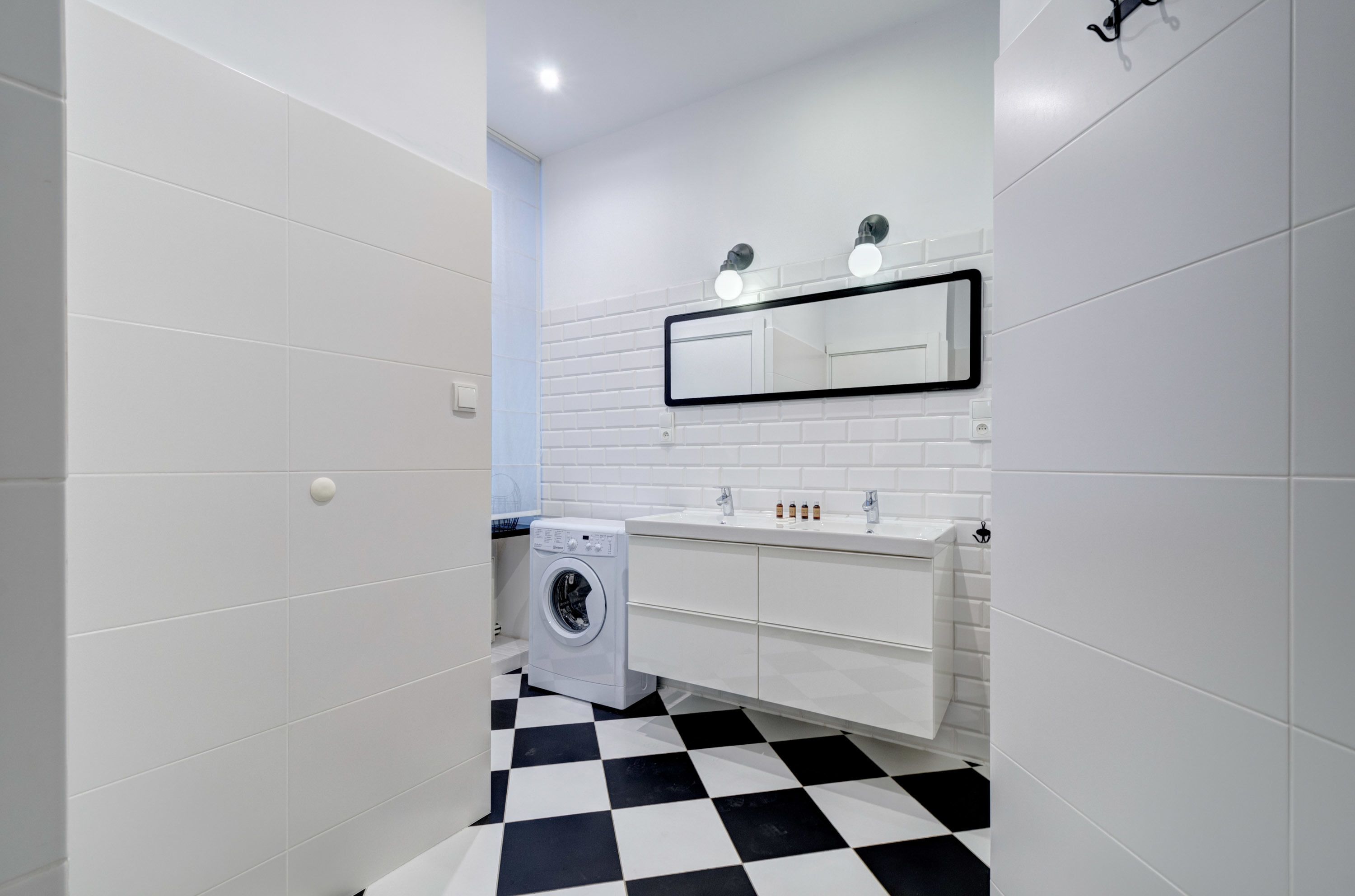 Lägenhet Deluxe (10 occupants ) | Badrum | Dusch, gratis toalettartiklar, hårtork och handdukar