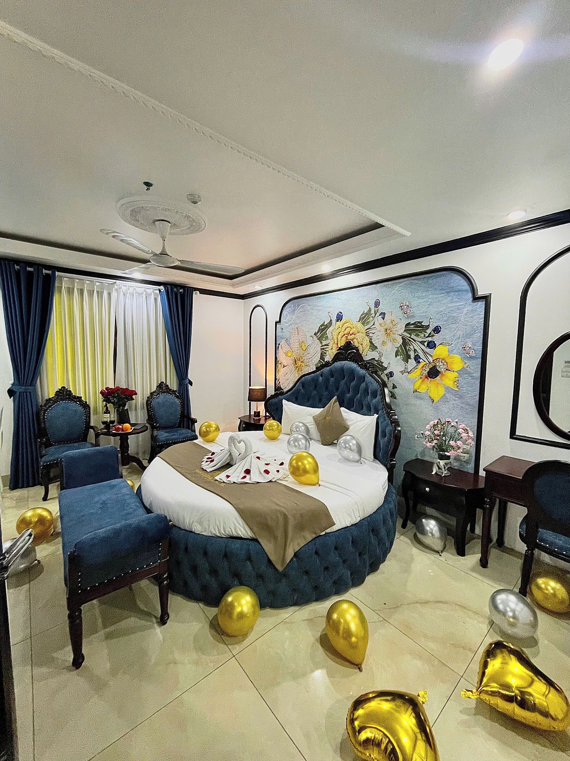 Quarto casal exclusivo, 1 cama King, vista para a cidade | Lençóis italianos Frette, roupas de cama premium, edredons de pluma