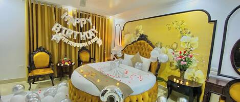 Exclusive Double Room, 1 King Bed, City View | Living area | 43-inch Smart TV with cable channels, fireplace, tablet