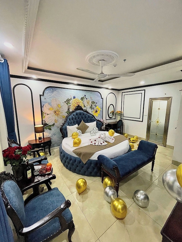 Exclusive Double Room, 1 King Bed, City View | Frette Italian sheets, premium bedding, down comforters