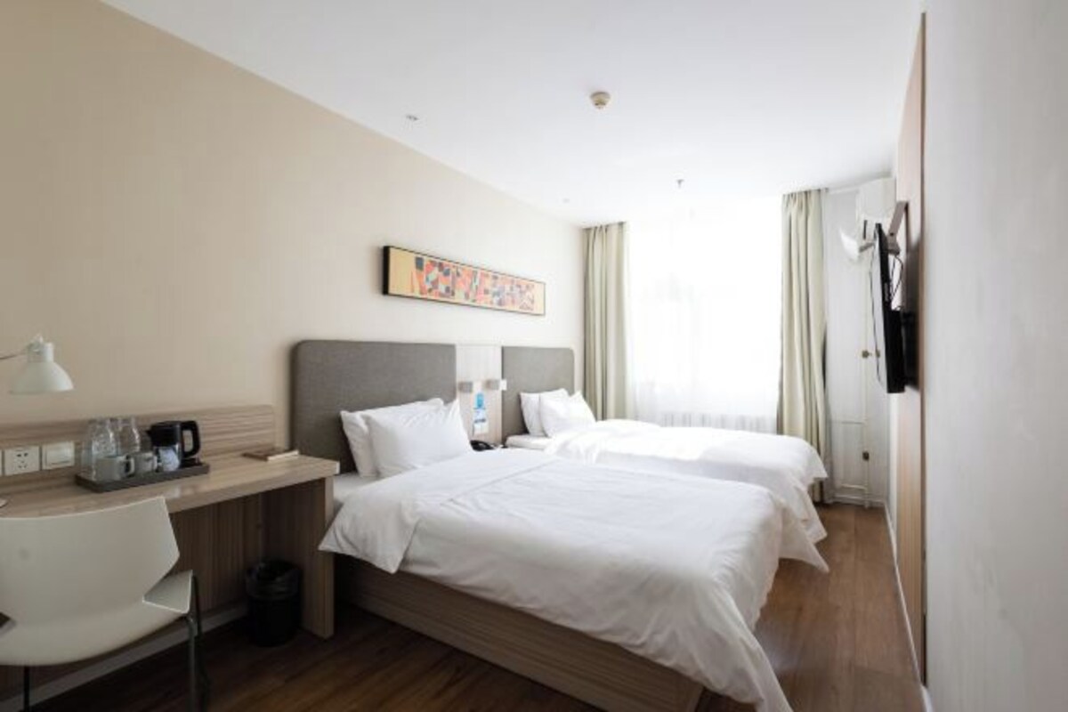 Superior 2-bed Room